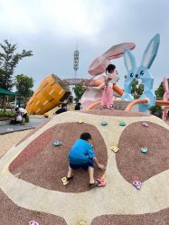 -季高兔窝窝亲子园(上海薰衣草公园店)