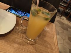 -必胜客(WOW象山涌金广场店)