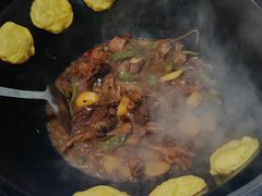 -哈尔滨烧烤·山河村铁锅炖(交大店)