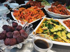 -霄汉牛三鲜湖北砂锅菜(万松园2店)