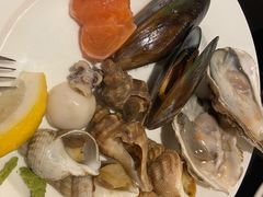 -圣丰索菲特·2 On 988 Café 自助餐厅