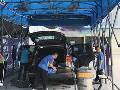 -喜憨儿洗车中心(梅林店)