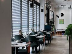 -西语·炭烧牛排(卓越中寰店)