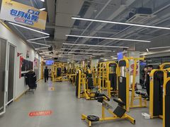 -超鹿运动(五四北泰禾广场店)
