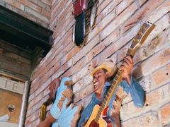 -Famous肥猫墨西哥音乐餐吧(五棵松华熙LIVE店)