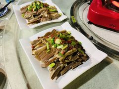 -墨脱石锅椰子鸡•香草鸭•东山羊(大东海店)