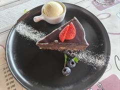 巧克力蛋糕配意式手工冰淇淋-安妮意大利餐厅(日坛店)