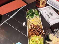 -山川小町·极番烧肉(新地假日广场店)