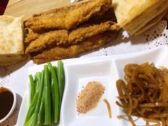 -闻道食府烙饼卷带鱼(原车耳营店原大觉寺店)
