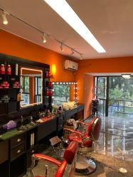 -鸿運 BARBER SHOP男士理发馆