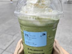 -瑞幸咖啡(大连罗斯福广场一层店)