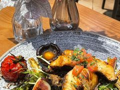 -Mark&Mars Restaurant