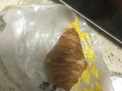 奶油牛角-味多美蛋糕(苏州街地铁店)