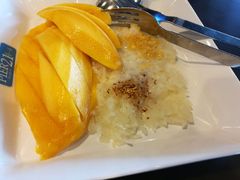 -Pier 21 (Terminal 21 Asok)