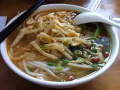 酸辣笋尖粉-三品桂林米粉(西单店)