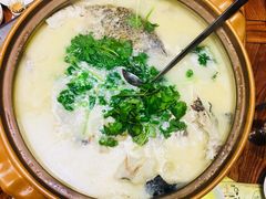 -忆江南·临江鱼馆