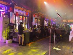 -喜鹊音乐酒馆(西街店)
