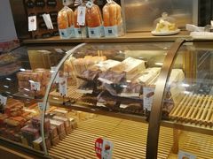 面包甜点陈列柜-欧诺爱烘焙(高新万达店)