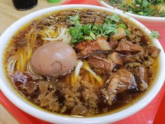 特色卤蛋大肉面-盛京人人鸡味抻面(珠江桥店)