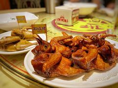 招牌烤乳鸽-石岐佬中山菜馆(张溪店)