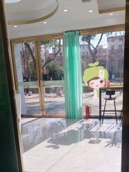 -苗医生专业祛痘·皮肤管理