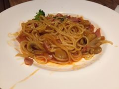 -玛格萝妮(汇智国际商业中心店)