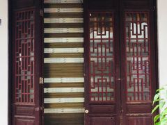 门面-胡荣泉