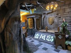-暴风岛沉浸式体验馆(百联世纪店)