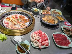 -九寸花汀海鲜烤肉自助(中东迪克店)