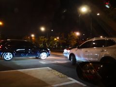 -奕欧来上海购物村停车场