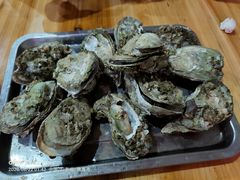 -蚝哥花姐湛江烤生蚝(美丽湾市场店)