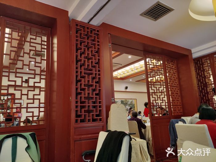 清华大学-甲所餐厅大堂图片