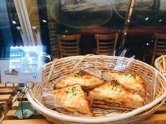 -皇冠幸福里动物奶油生日蛋糕(石桥店)