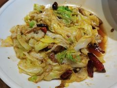 锅气腾腾炝莲白-椒爱水煮鱼川菜(中街大悦城店)