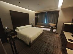 -上海龙之梦万丽酒店