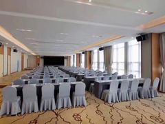 -武汉武昌站街道口华美达安可酒店