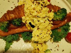 -HIGH FIVE哈福手工汉堡(桂林路店)