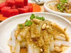-渝信川菜 · 川味家常菜(财富购物中心店)