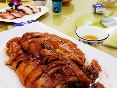 -老乡村美食农庄