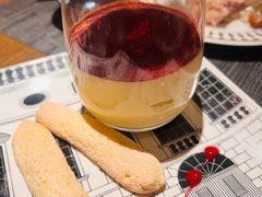 招牌提拉米苏-IL TEATRO 精品意大利餐厅