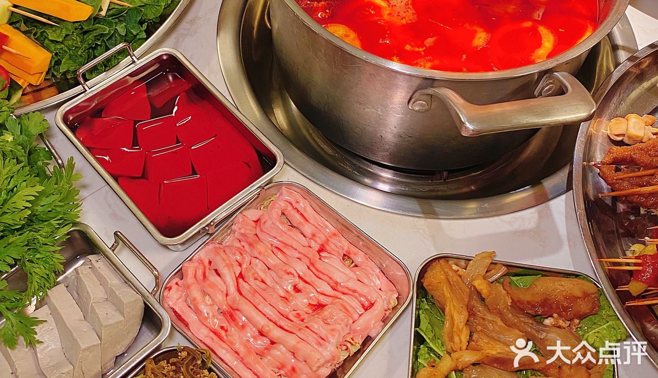 FOOD | 手掌大的霸王鱿鱼！成都热门榜串串，必打卡