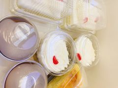 -红宝石·鲜奶小方·海派西点房(浦三店)