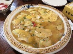 -黄桷树曹家私房菜(江与城店)