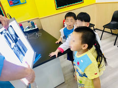 -神奇科学家STEAM科学实验科创赛事机器人编程逻辑思维MadScience(长宁来福士校区)
