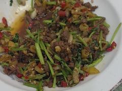 -湖南人家湘菜馆(镇江路店)