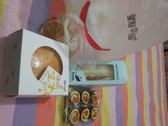 -皇冠幸福里动物奶油生日蛋糕(常青中路店)