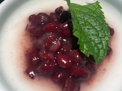 红豆豆花布丁-鸿章小馆·现煲合肥菜(无锡滨湖万达店)