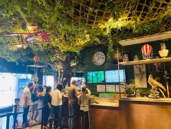 前台-奇幻丛林(佛罗伦萨小镇店)