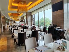 -南阳建业森林半岛假日酒店