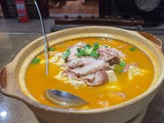 -东口码头·烧鸽子·鱼头泡饼·地方菜(金鹰悦城店)